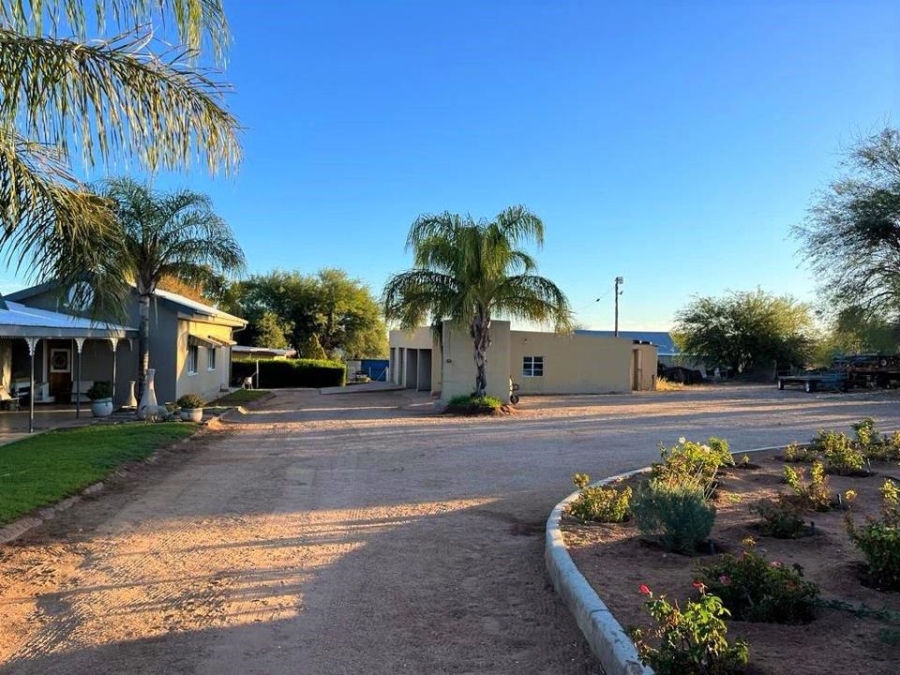 3 Bedroom Property for Sale in Upington Rural Northern Cape